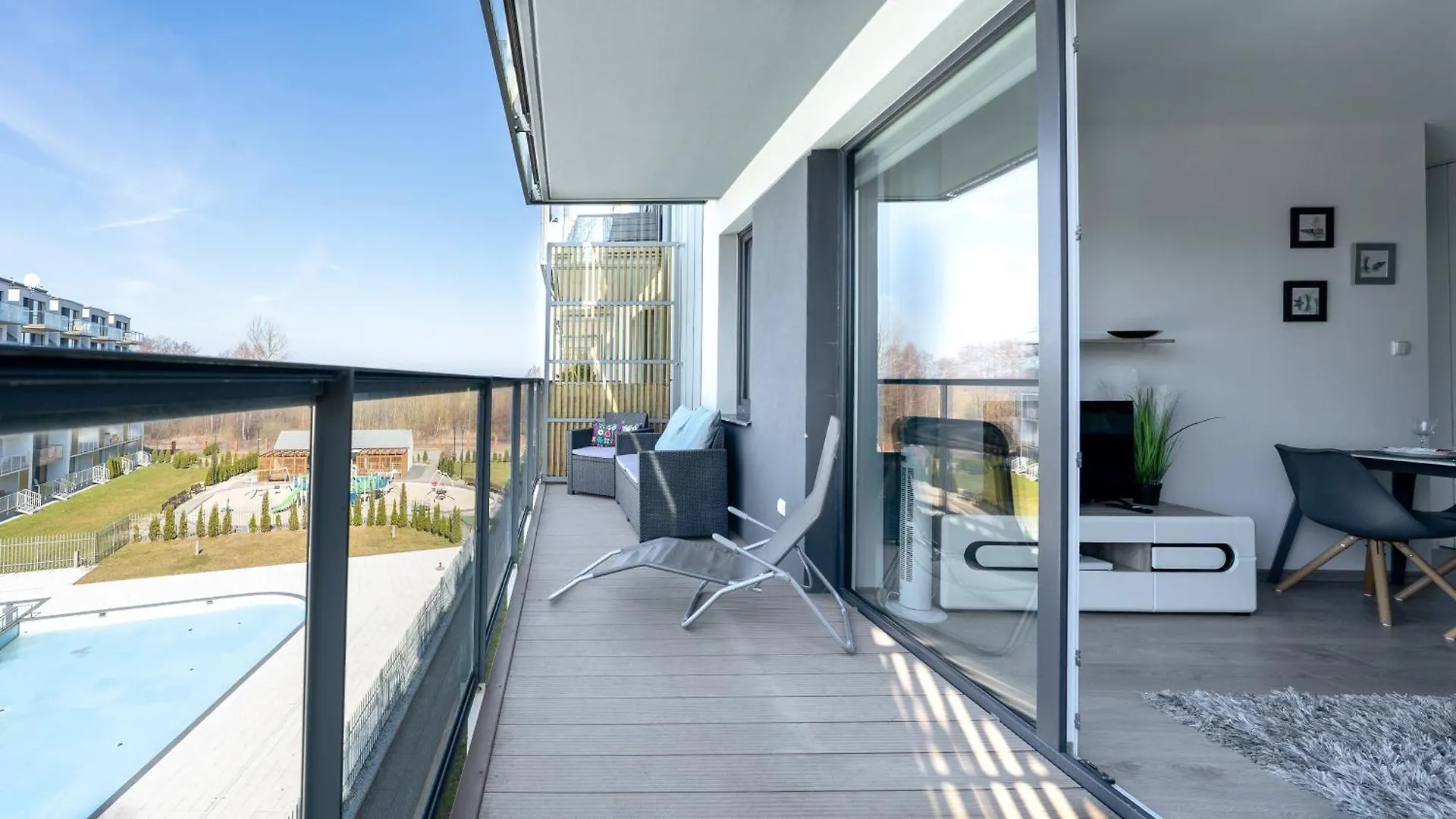 Apartamenty Sun & Snow Feniks Kolobrzeg Apartment