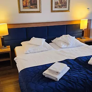 3* Kompleks wypoczynkowy Bursztyn